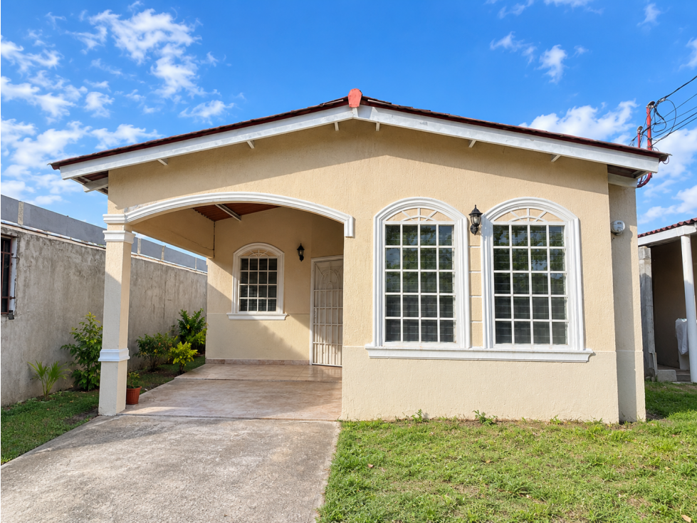 Venta de Casa en la Riviera de Don Bosco
