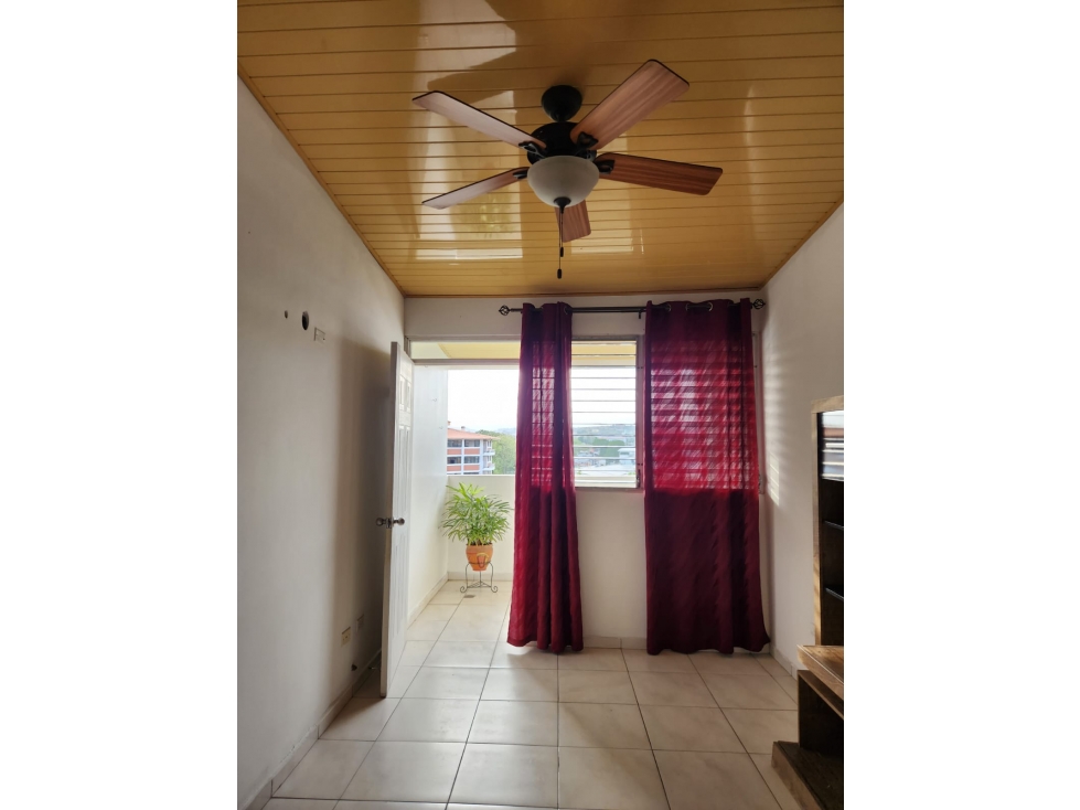 Alquiler de Apartamento en Llano Bonito