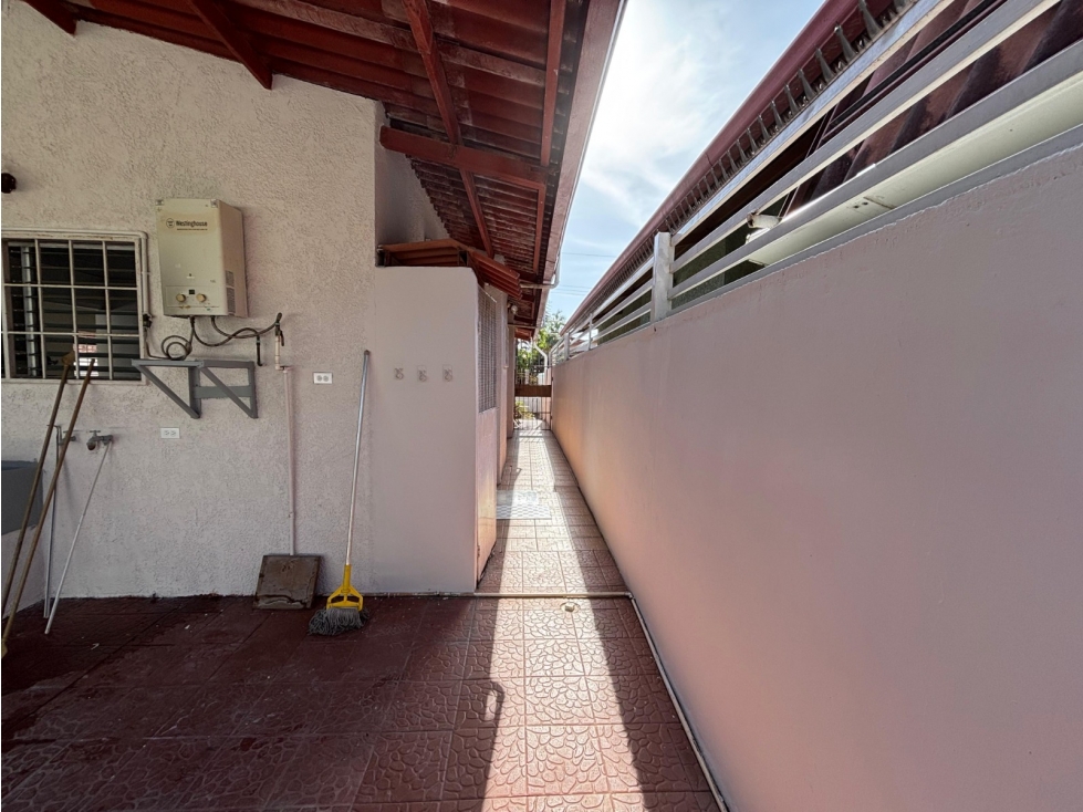 ALQUILER DE CASA EN BRISAS DEL GOLF — foto 5