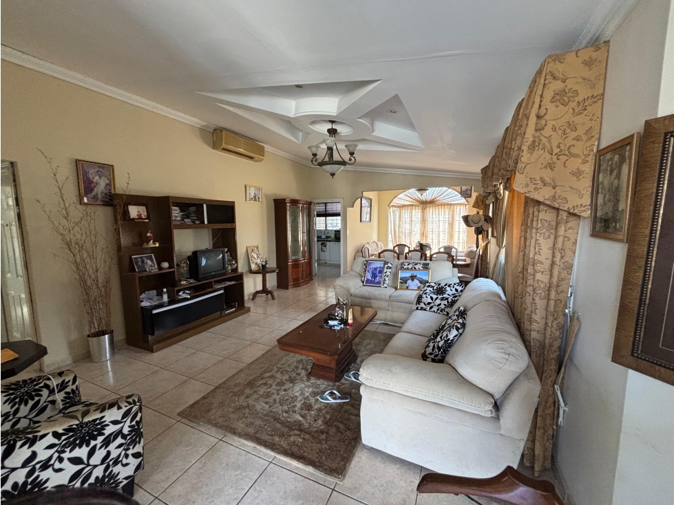 Venta de Casa en Brisas del Golf — foto 3