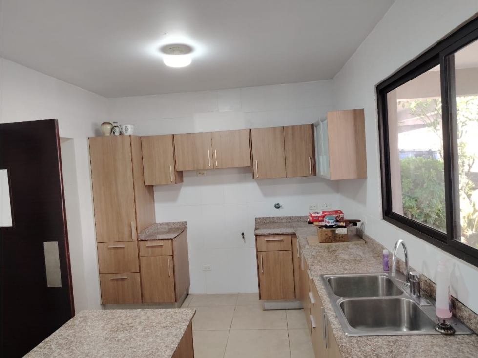 ALQUILER DE CASA EN PASEO DEL NORTE — foto 4