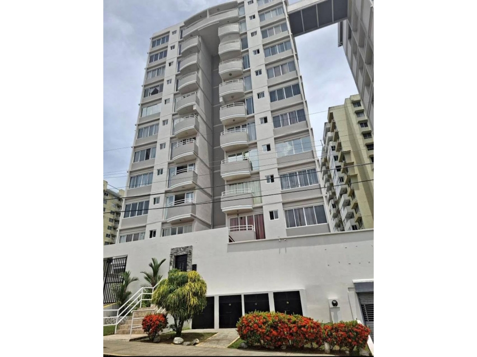 Alquiler de Apartamento en PH Brisas del Río