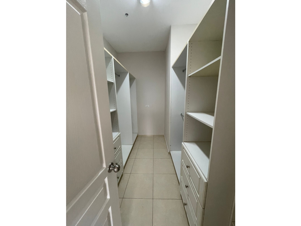 Alquiler de Apartamento en Avenida Balboa — foto 5