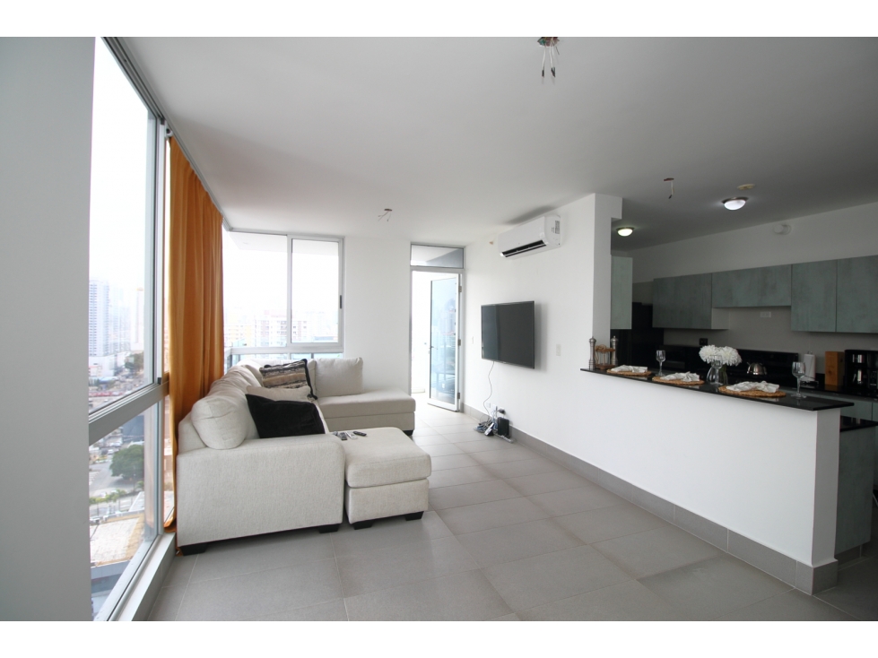 Alquiler de Apartamento en Vía España — foto 2