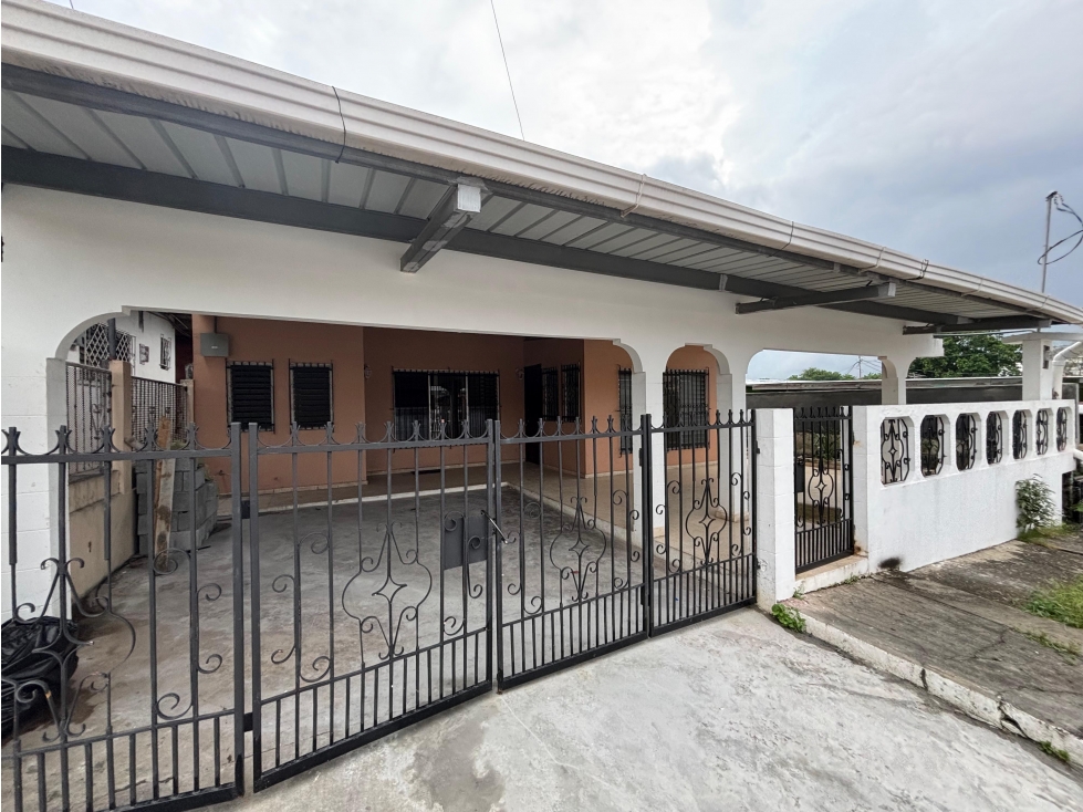 Alquiler de Casa en Cerro Viento - 1