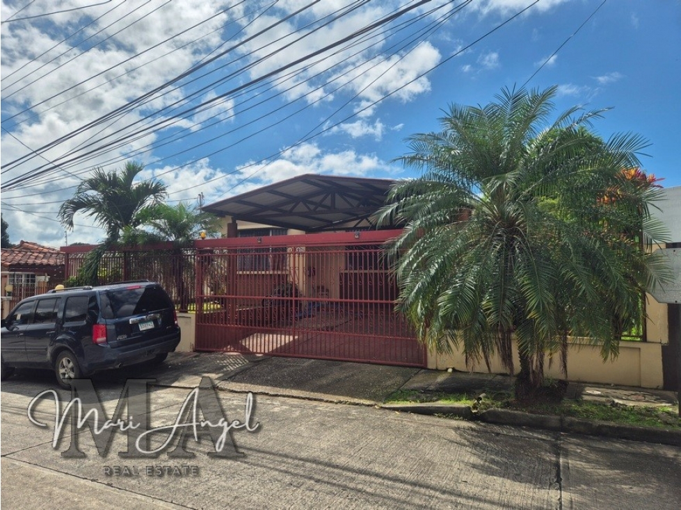 Venta de Casa en Villa Lucre