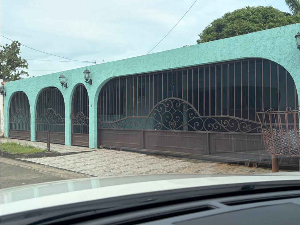Venta de Casa en Chanis