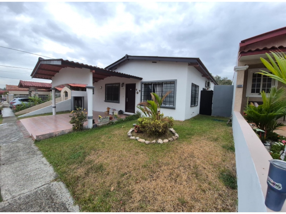 Alquiler de Casa en Brisas del Golf