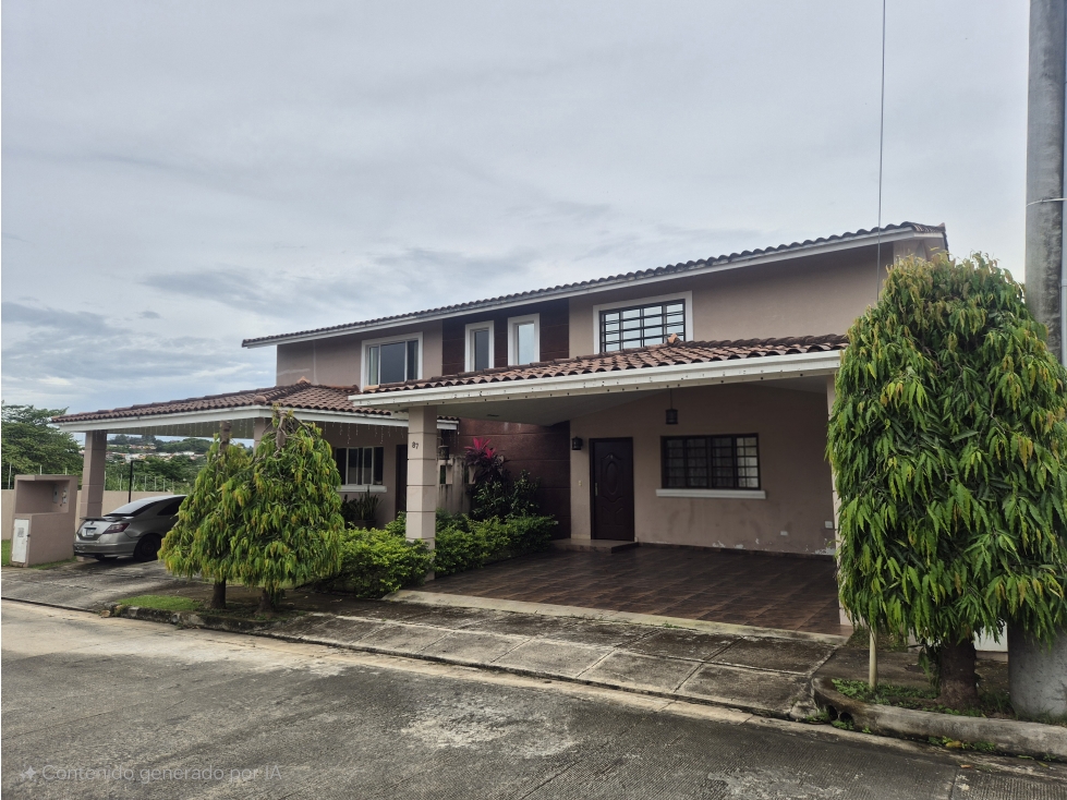 Venta de Casa en Brisas del Golf