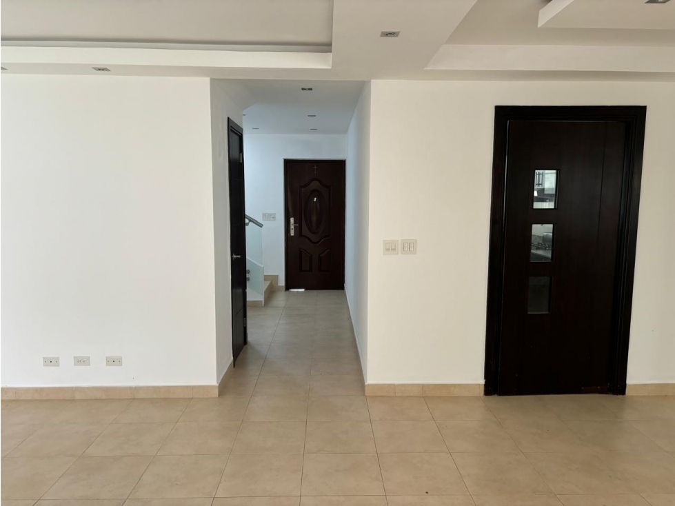Venta o Alquiler de Casa en Brisas del Golf — foto 3