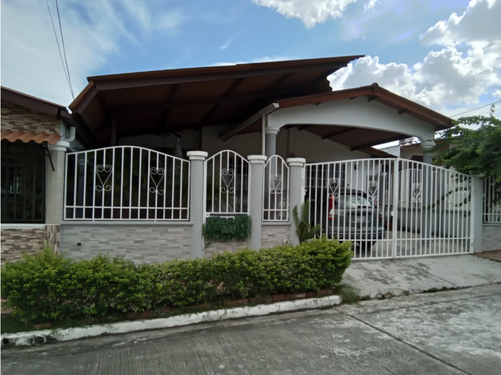 Venta de Casa en Brisas del Golf