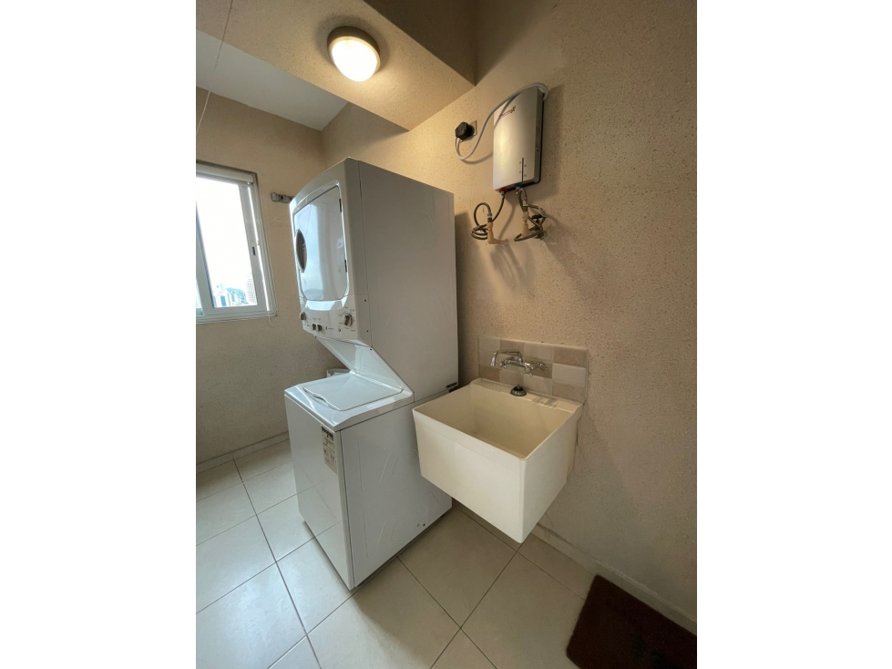 Alquiler de Apartamento en Avenida Balboa — foto 3