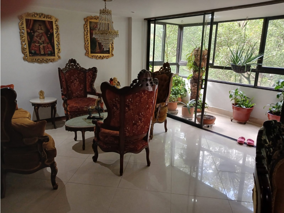 Apartamento en venta en Laureles