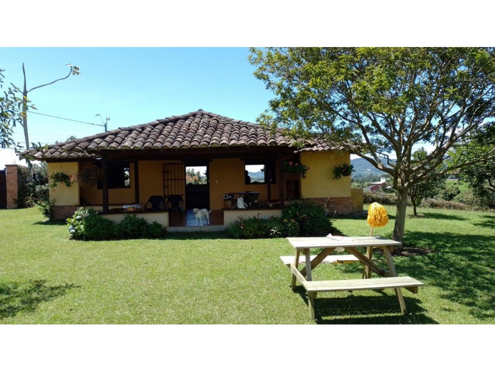 FINCA EN VENTA EN EL CARMEN VIBORAL ANTIOQUIA