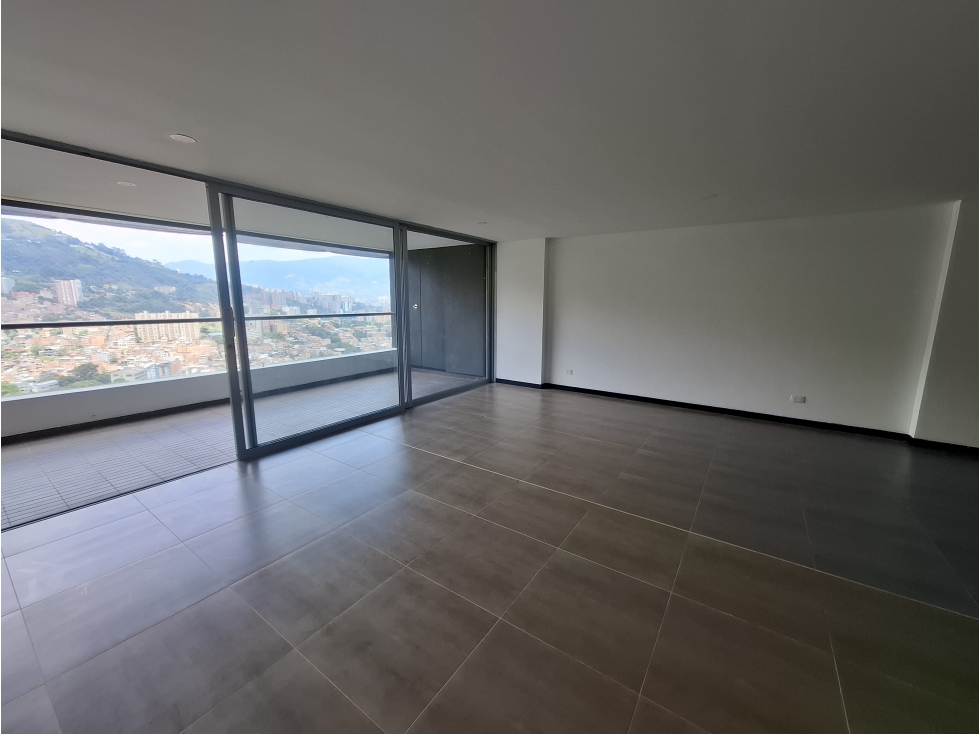 Apartamento en venta en la loma de las Brujas Envigado