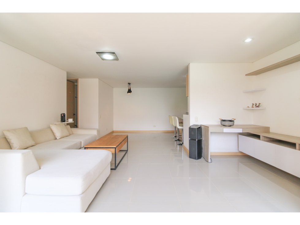 Apartamento en Venta y Arriendo Loma de San José, Sabaneta