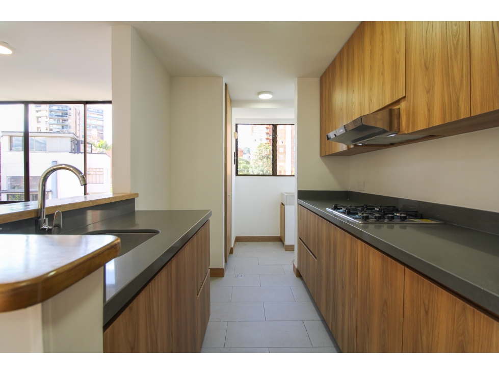 Apartamento en Arriendo Lalinde, El Poblado