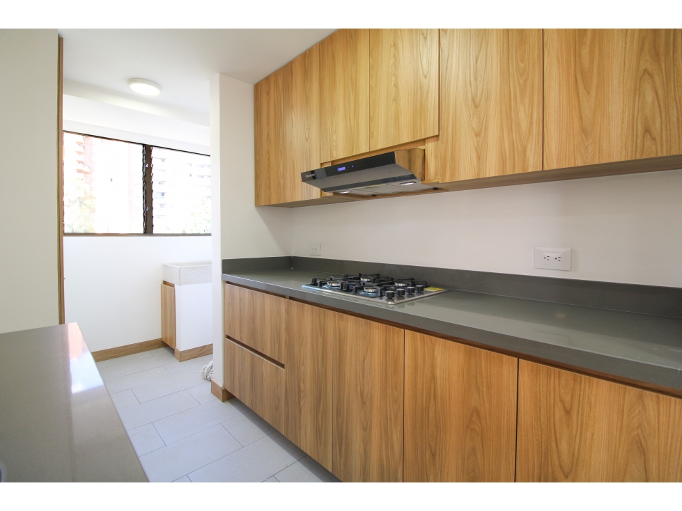 Apartamento en Arriendo Lalinde, El Poblado — foto 2