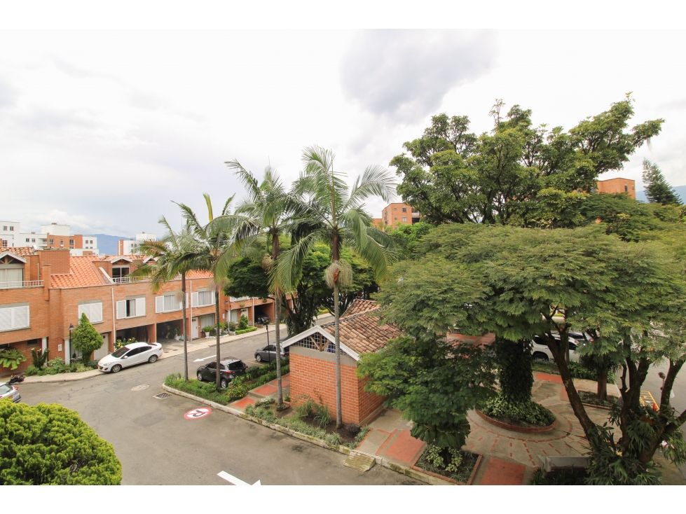 Casa en Venta Loma de los Bernal, Medellín