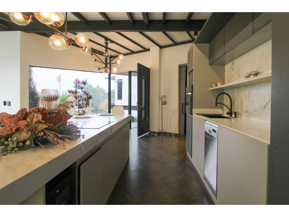 Casa Campestre en Venta Las Lomitas, Sabaneta - 3