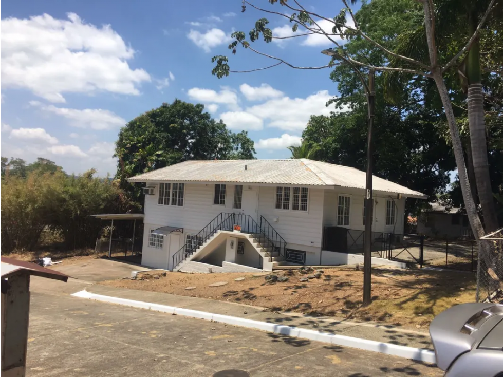 Melissa Foster Luxury Vende Casa en Los Rios MF966