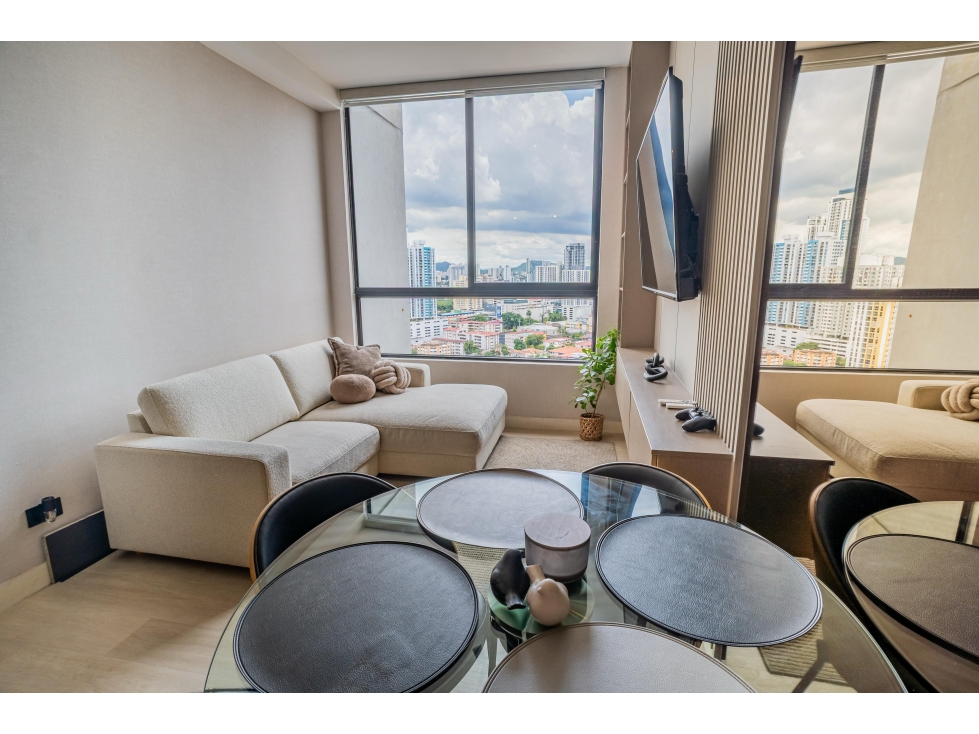 Vende Apartamento Amoblado en PH Quatrium MFR1715 — foto 6