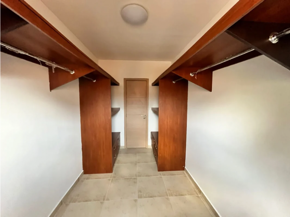 Melissa Foster Luxury Vende Hermosa Casa en Clayton Village MF519 — foto 5