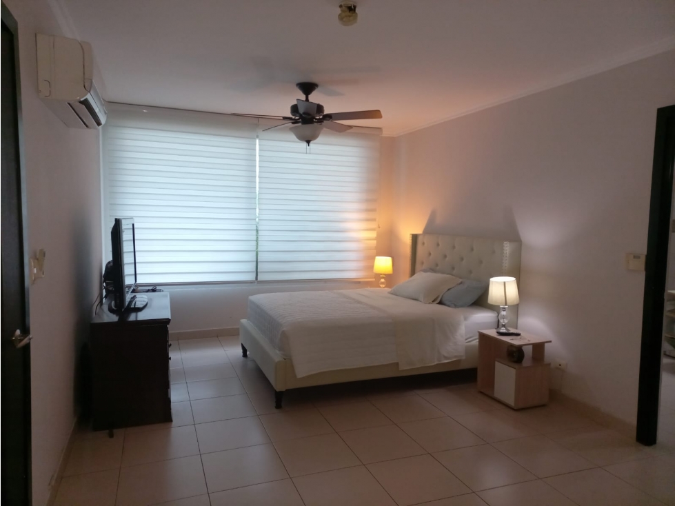Melissa Foster Luxury Alquila Apartamento en PH Tao Tower MF1339