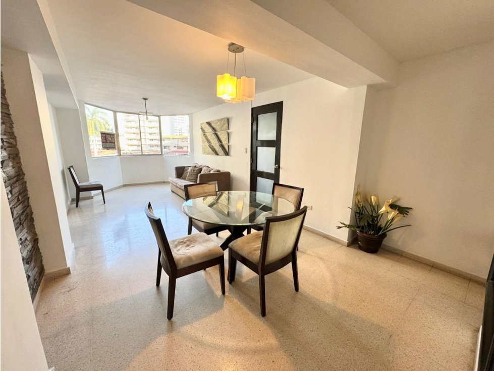 Melissa Foster Luxury Vende Apartamento en Ph Arcelia MF1334