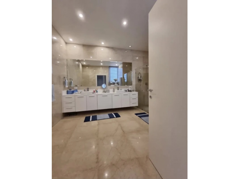 Melissa Foster Luxury Vende Apartamento en PH Garden MF560 — foto 4