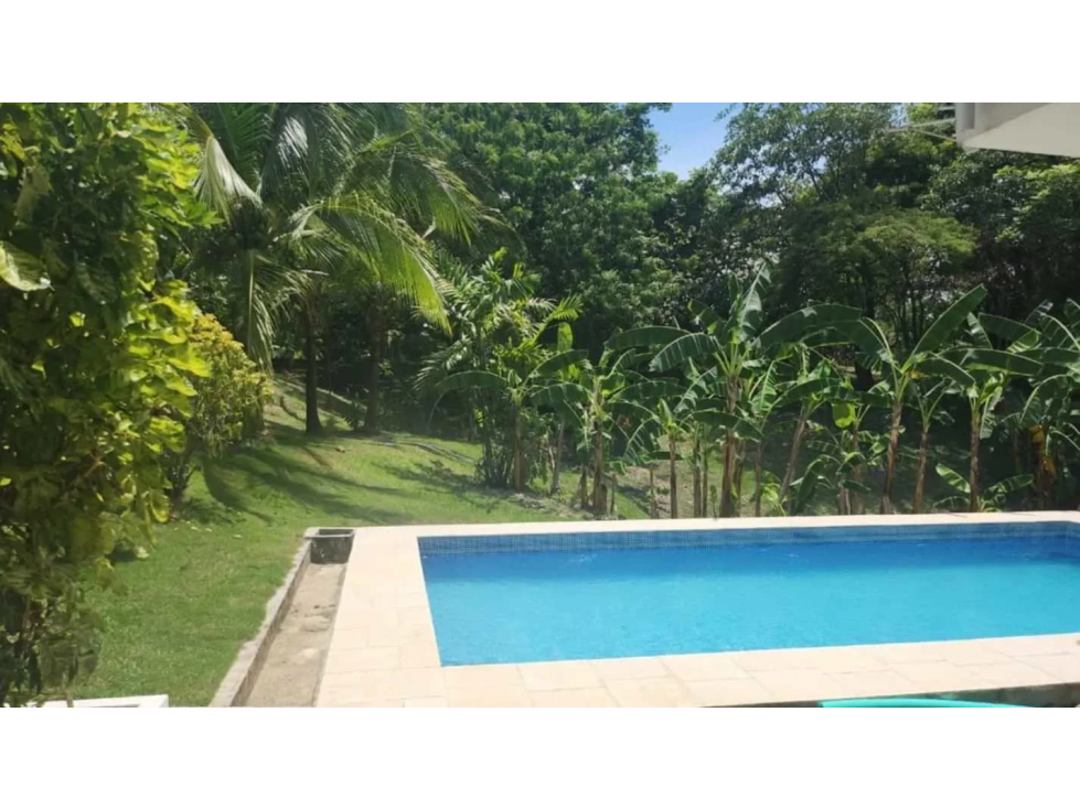 Melissa Foster Luxury Vende Hermosa Casa en Coronado MF638