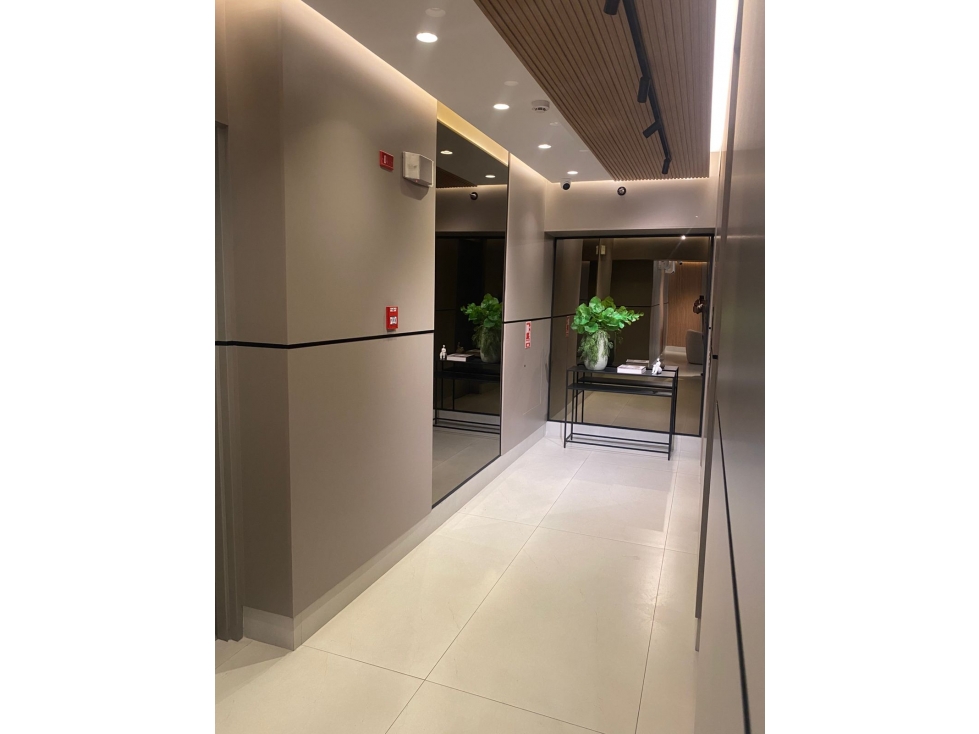 Melissa Foster Luxury alquila apartamento en PH Bahía del Golf MF1787