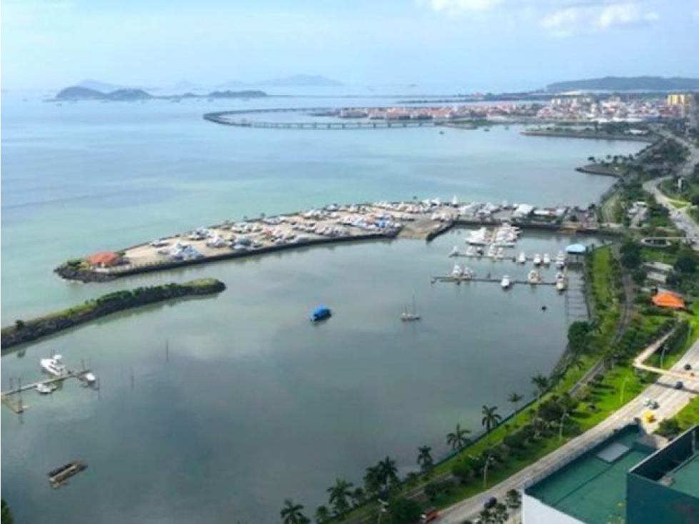 Melissa Foster Luxury alquila apartamento en PH Vista Balboa MFR1789