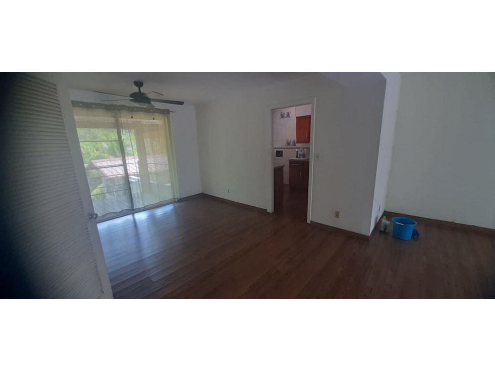Alquila Apto de 3R en Clayton, Calle Papaya, 2do Piso MF1672 — foto 6