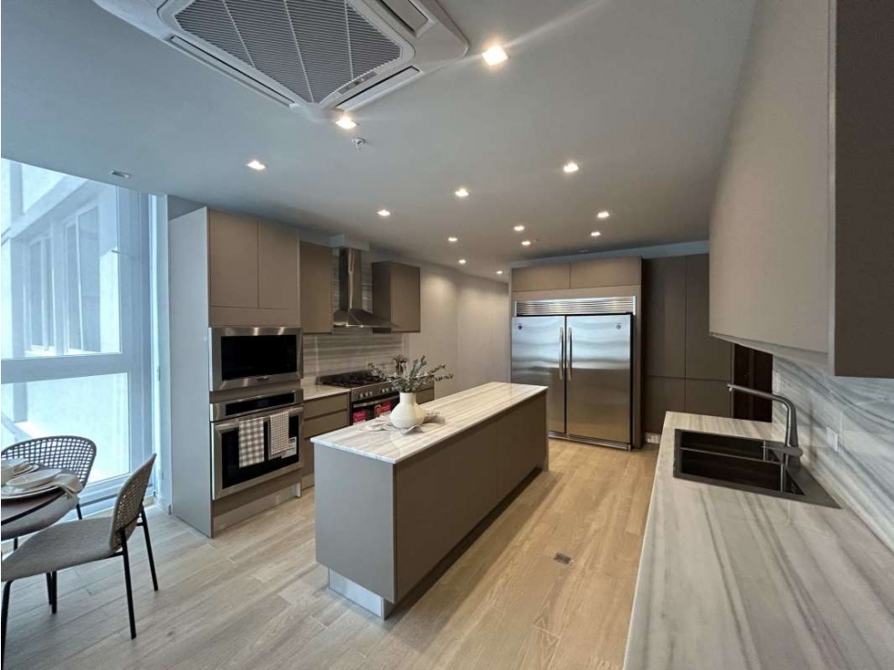 Melissa Foster Luxury Vende Apartamento en The Towers MF1477 — foto 3
