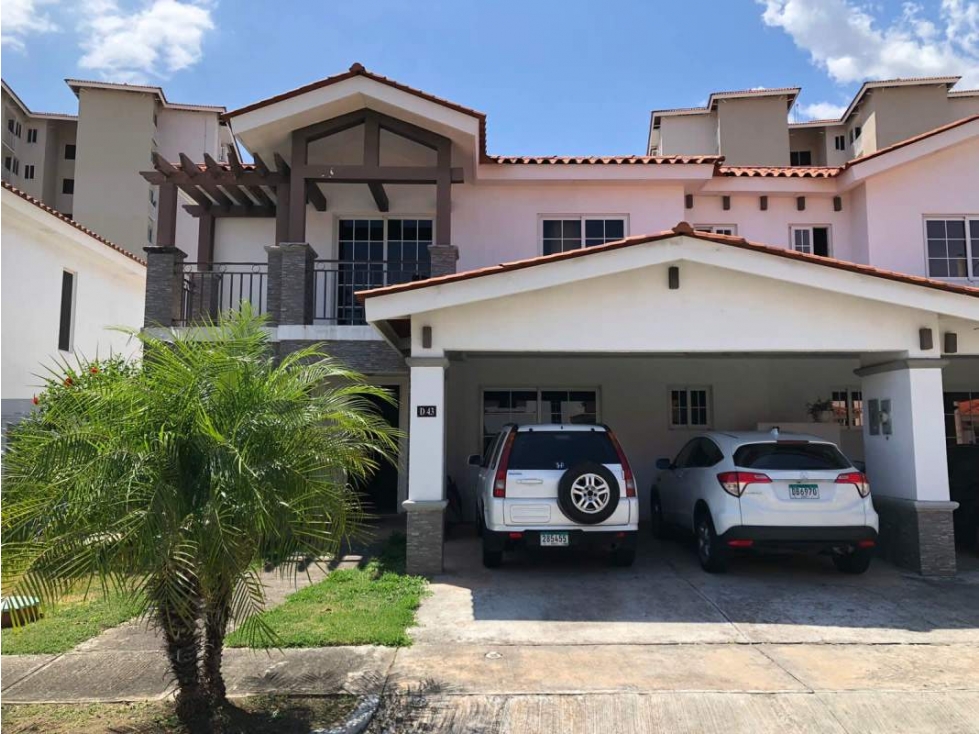 Melissa Foster Luxury Vende Casa en Costa Sur-Quintas MF883