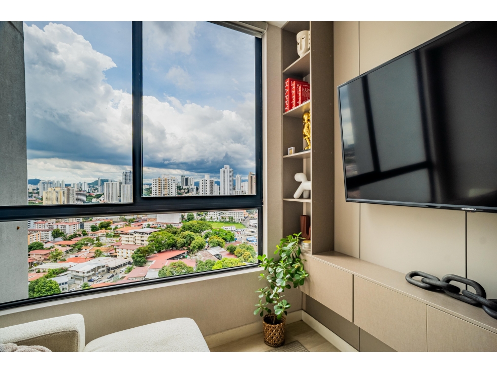 Vende Apartamento Amoblado en PH Quatrium MFR1715 — foto 4