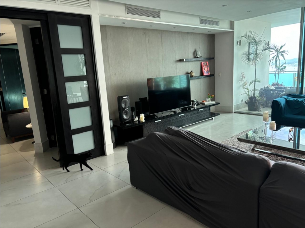 Melissa Foster Luxury Vende Apartamento en Ph Aquamare MF1262