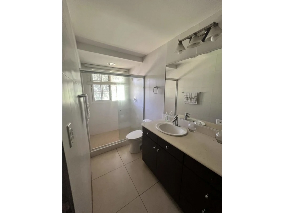 Melissa Foster L. ALQ/VND Casa en Llanos de Curundu H. MF1356 — foto 4