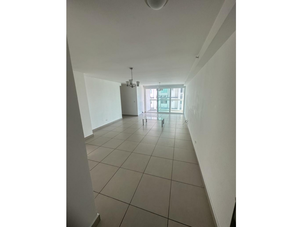 Melissa Foster L. Vende Hermoso Apartamento en PH Kings Park MF1267 — foto 3