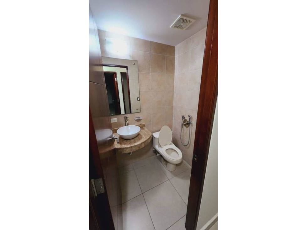 Melissa Foster Luxury Vende Apartamento en Embassy Club MF1008 — foto 5