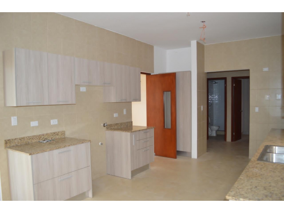Melissa Foster Luxury Vende Hermosa Casa en El Doral, Costa Sur MF1324 - 6