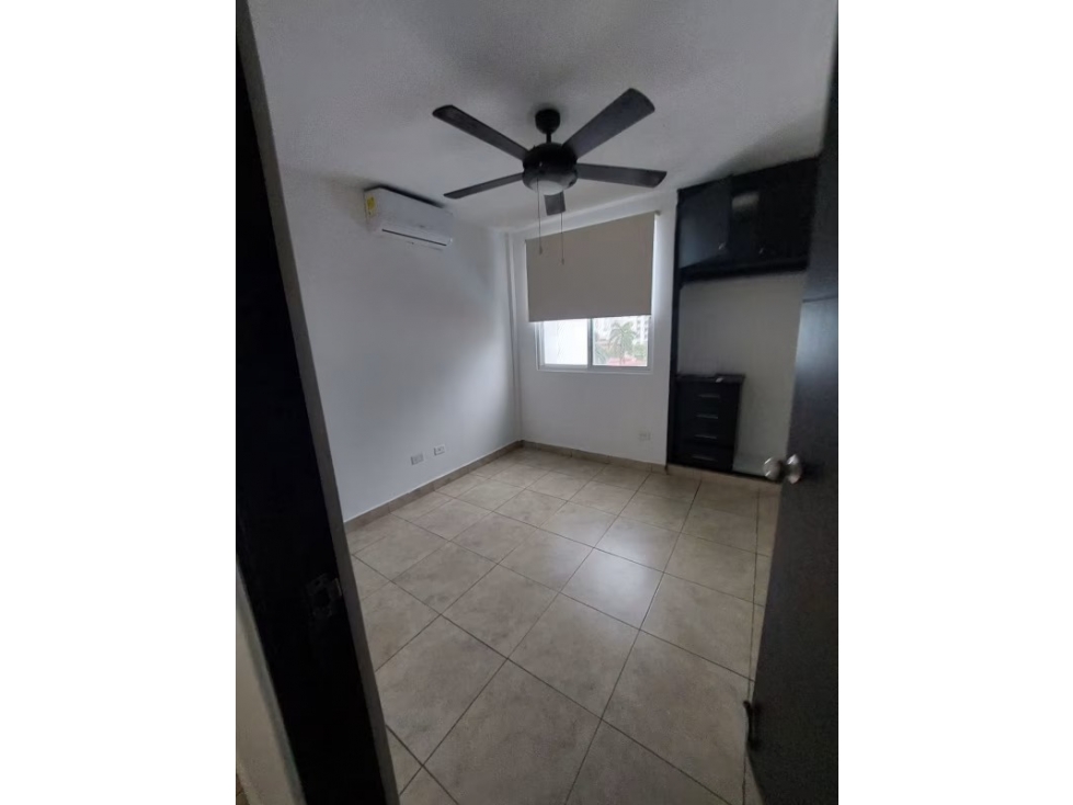 Melissa Foster Luxury alquila y vende apartamento en PH Kubik — foto 4
