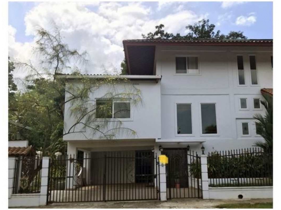 Melissa Foster Luxury Vende Hermosa Casa en Albrook MF445 - 1