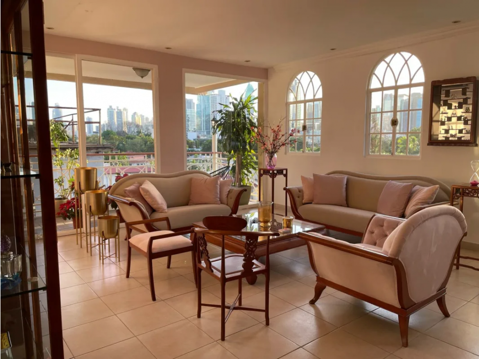 Melissa Foster Luxury Vende Penthouse en PH Quentino MF984