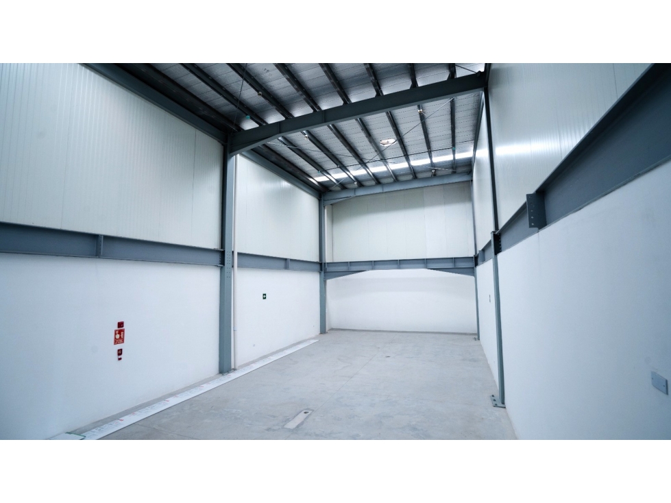 Venta de Galera a estrenar de 200 mts en Panamá Business Center — foto 4