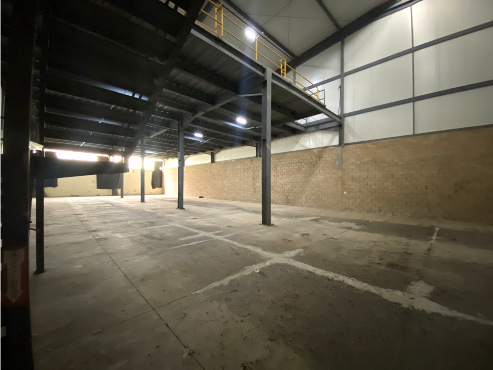 Alquiler de Galera de 1,603 metros en Villa Zaita — foto 5