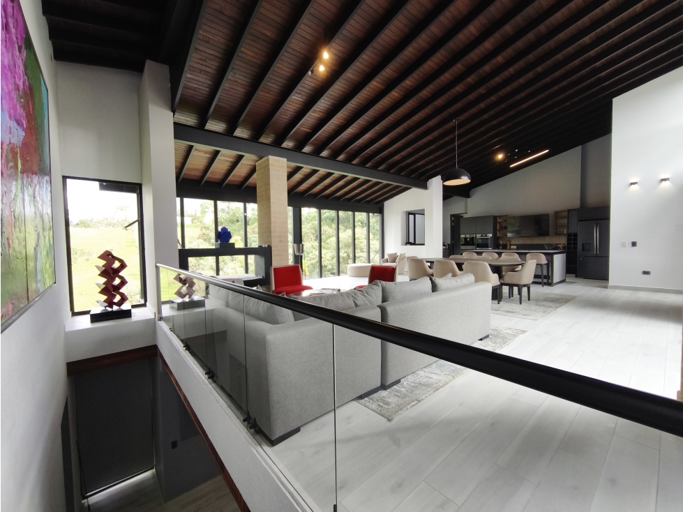 Casa de lujo en Alto de Las Palmas con cine y spa privado — foto 4