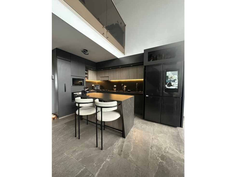 Venta de lujoso Penthouse Duplex en Belen Rosales!