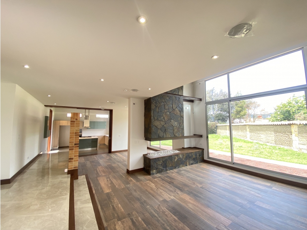 Estrene casa con Suite en el 1er piso para arriendo en Cajicá — foto 2